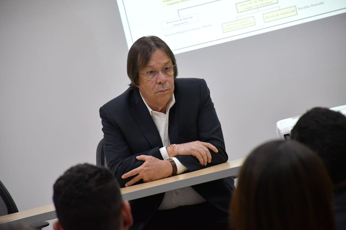 César Lorduy presentó renuncia “irrevocable” al CNE