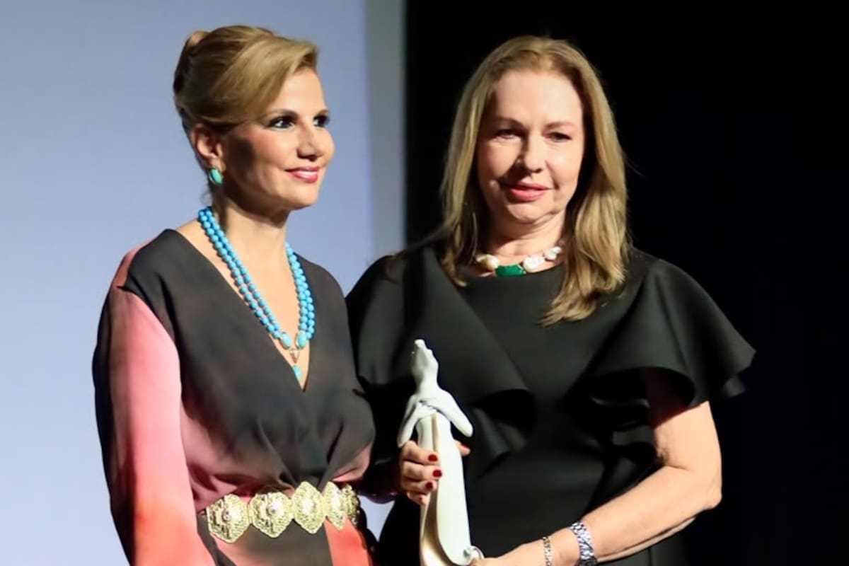 Chica Morales recibe el Premio Caimana Artesanal por su aporte a la cultura