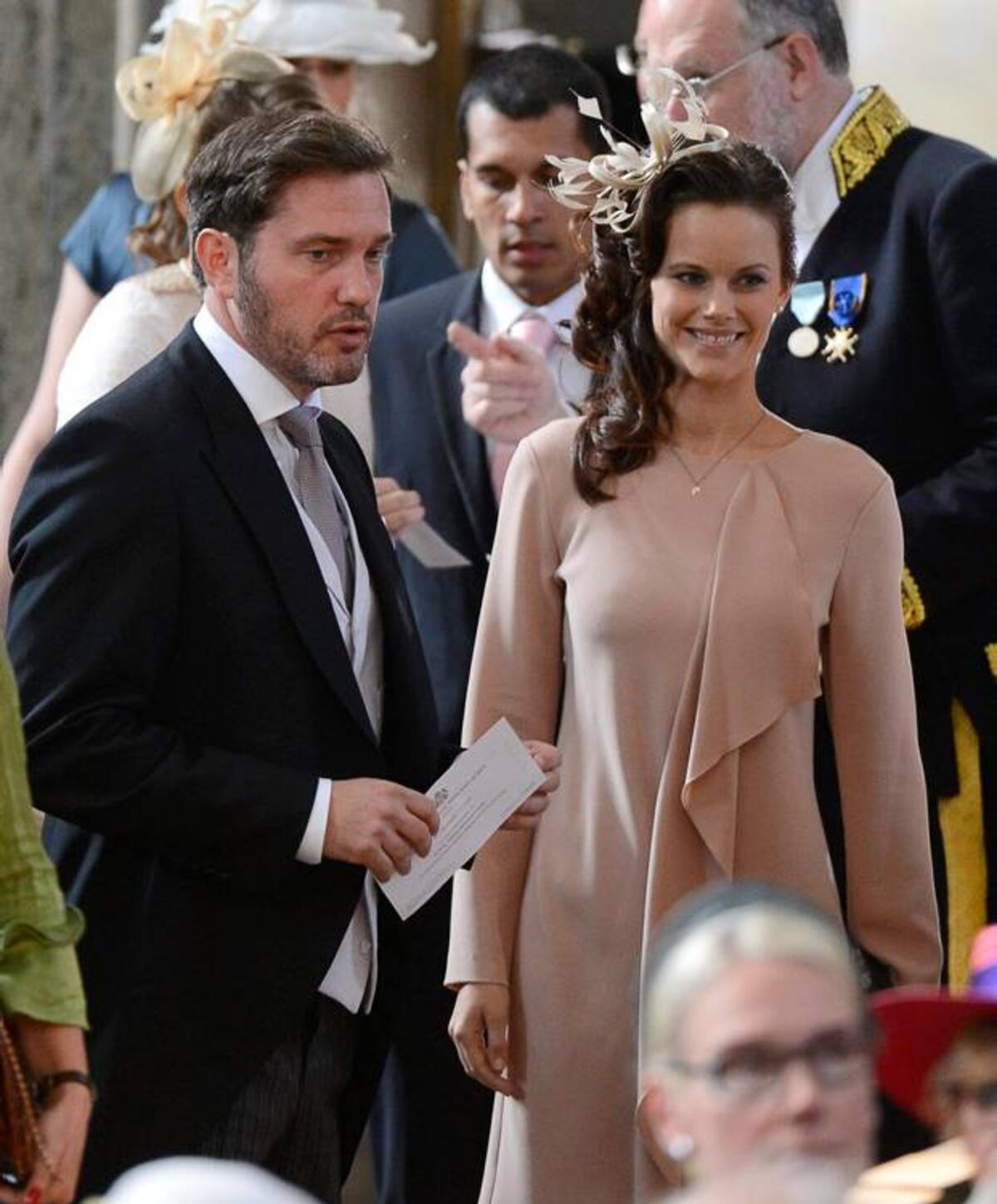 Chris O´Neill, novio de la princesa de Suecia y Sofía Hellqvist, novia del príncipe Carlos Felipe de Suecia. AFP