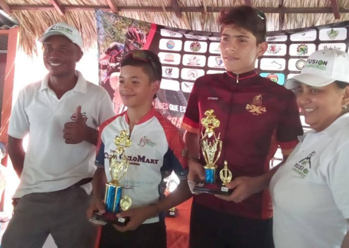 Juan Camilo Martínez y Andrés Benítez, hicieron el uno y dos en la Juvenil. Cortesía