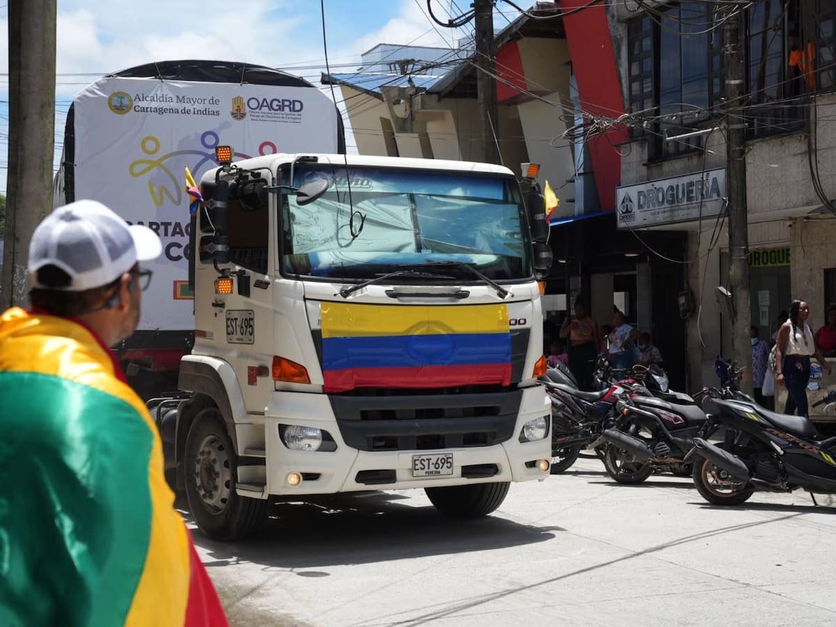 Cinco camiones llevan 125 toneladas de ayuda humanitaria desde Cartagena a Quibdó. // Foto: cortesía - Alcaldía de Cartagena