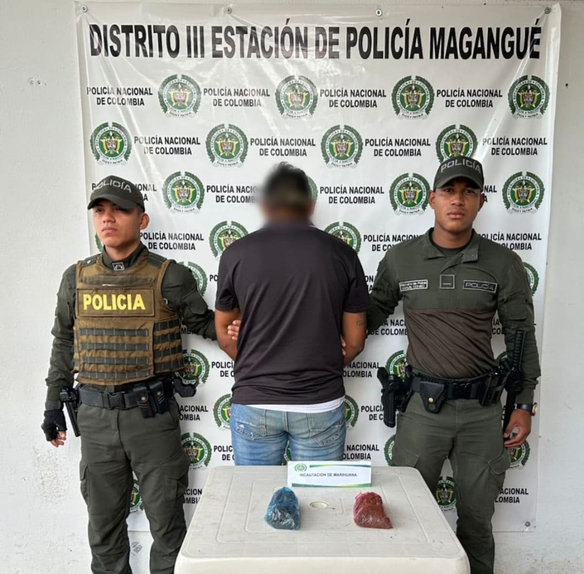 Patrullajes, registros y controles permitieron la captura de cinco personas en diferentes sectores de Magangué. // FOTO: POLICÍA DE BOLÍVAR.
