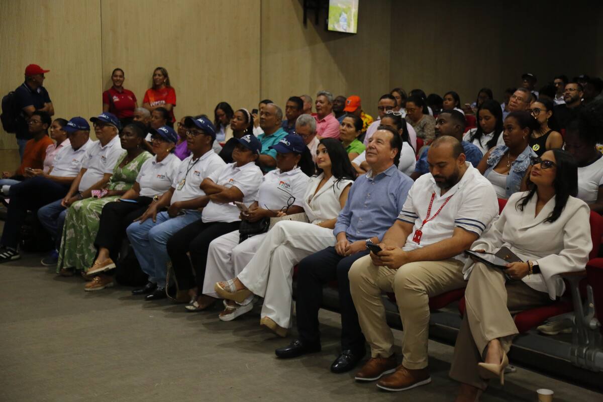 Lanzamiento de Civis Lab: líderes del cambio en el la Universidad del Sinú // LUIS HERRÁN.