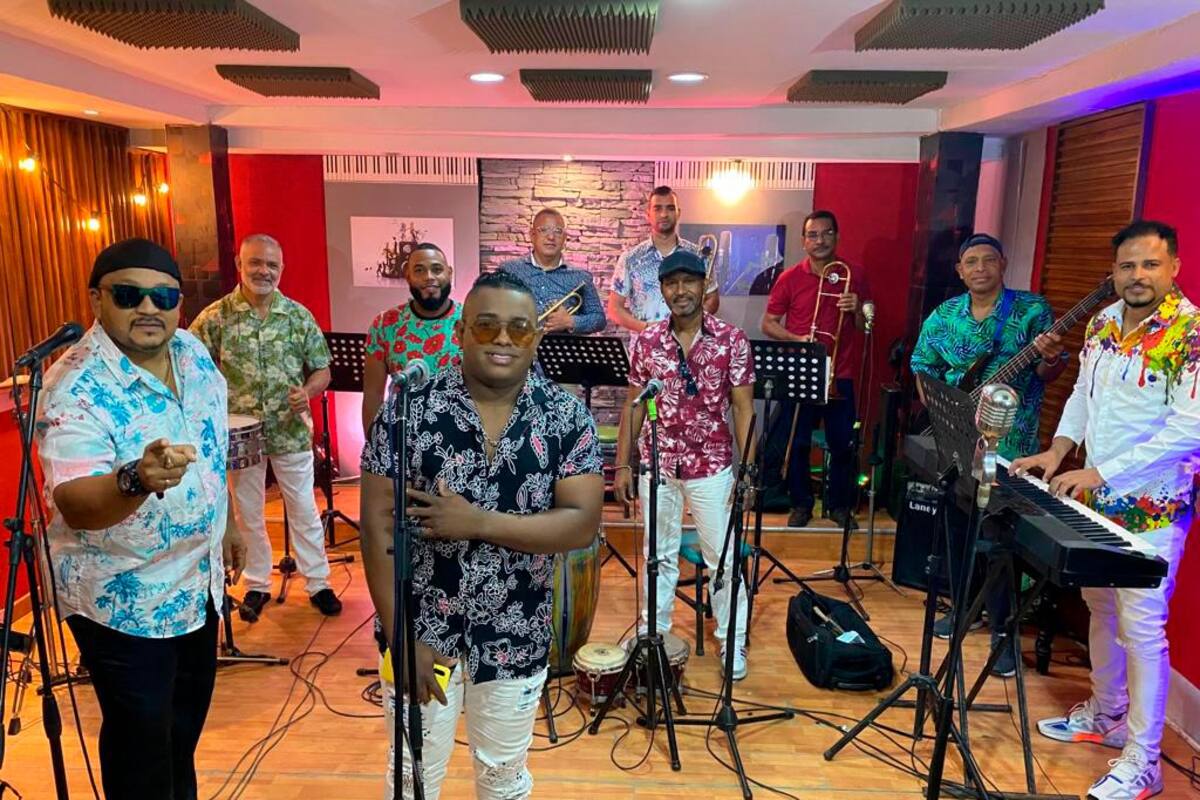 Clan Latino vuelve con su más reciente cover: ‘Dormir contigo’
