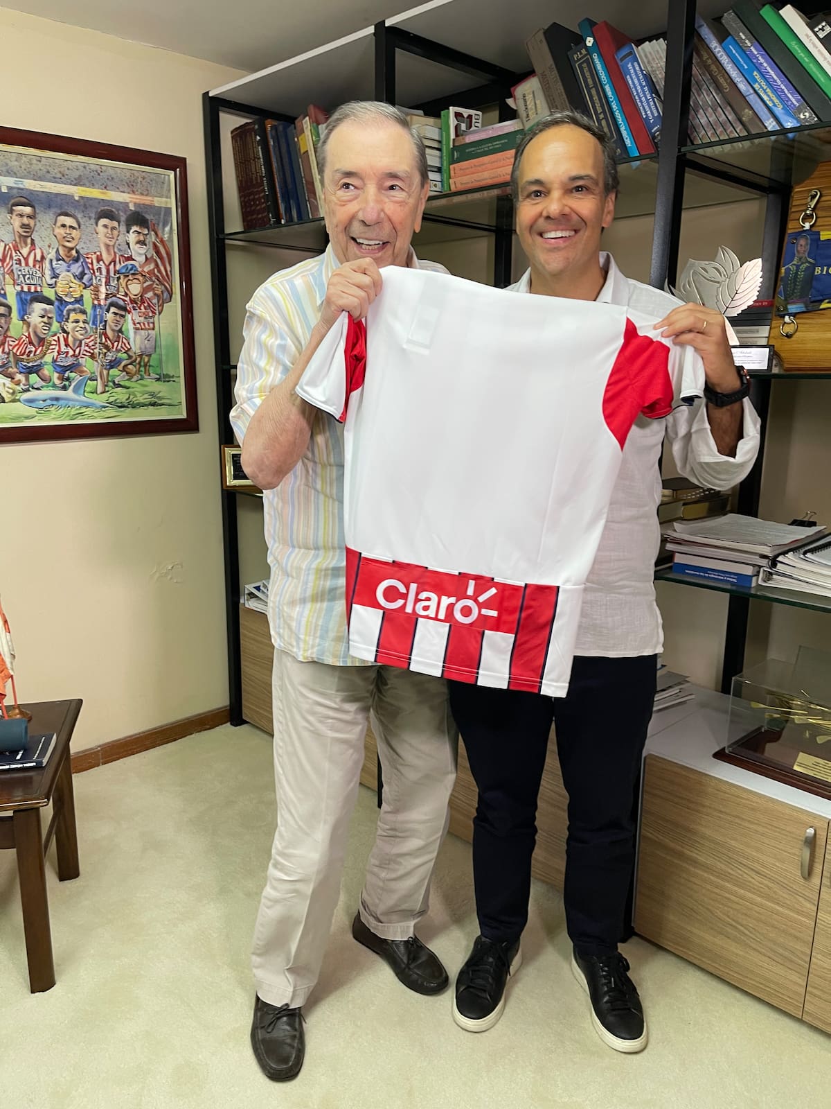 Fuad Ricardo Char Abdala y Rodrigo de Gusmao, presidente de Claro Colombia.