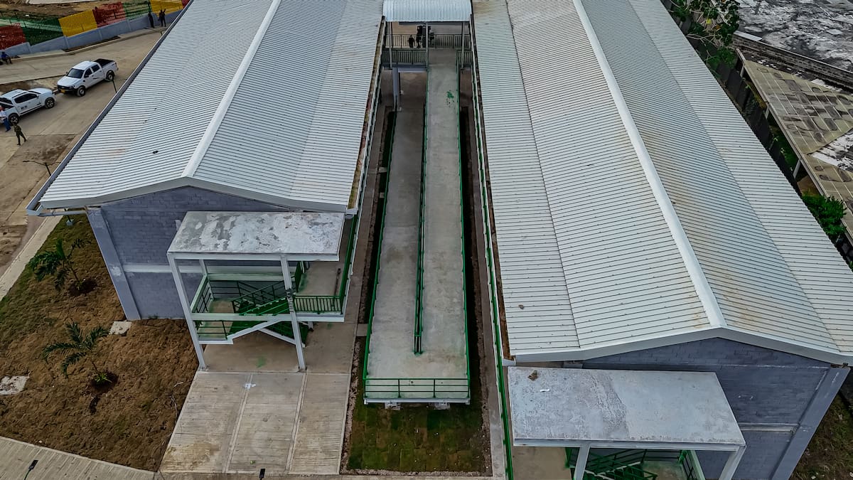 Entregan megacolegio en Clemencia. // Foto: Dron - Diego Rosales