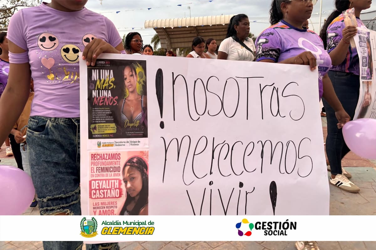 Con marcha, Clemencia rechazó el feminicidio de Deyalith Castaño: buscan al hombre que la mató
