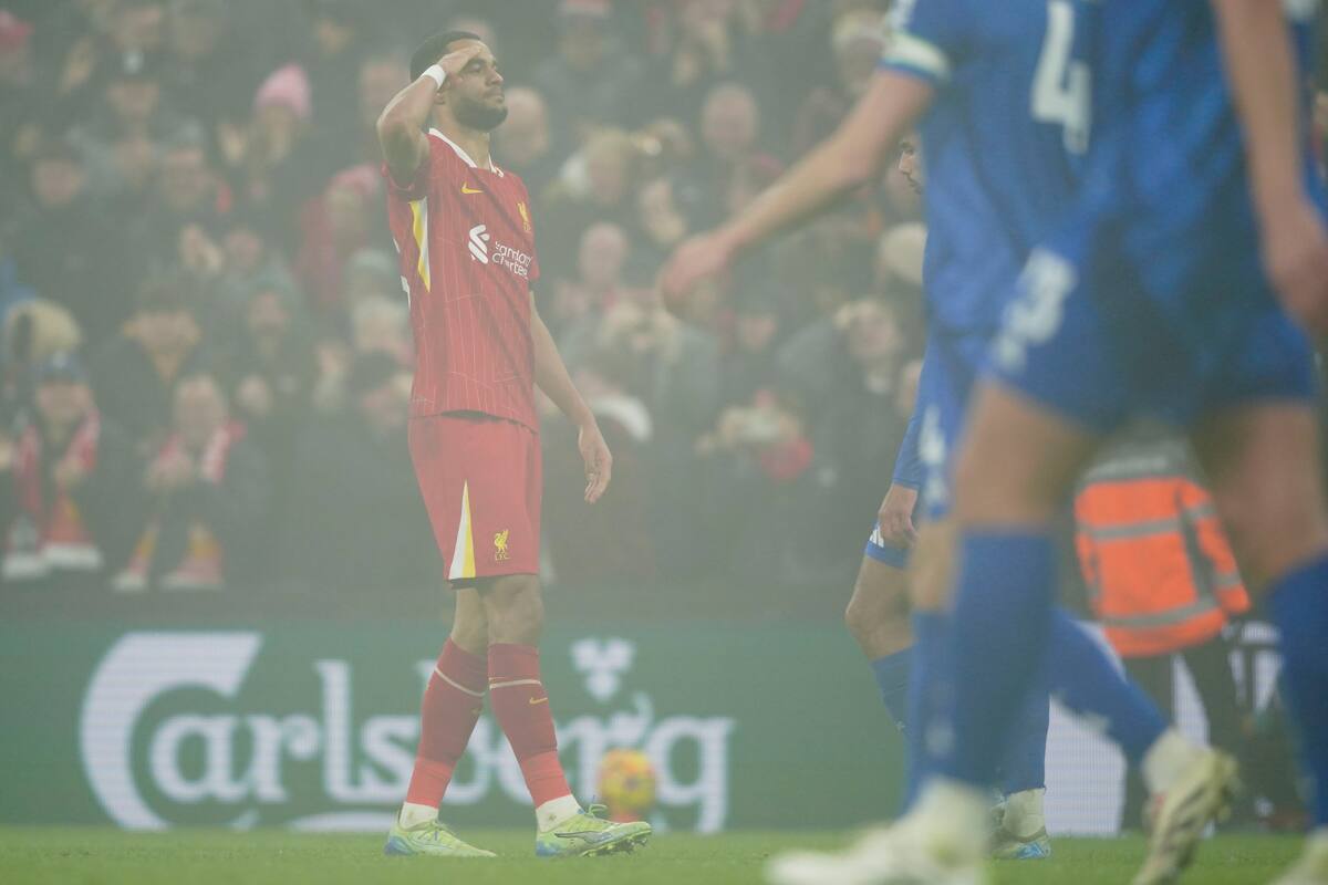 Liverpool gana y consolida su liderato en la Premier League
