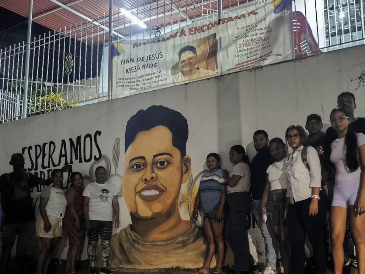 Mural realizado por la desaparición de Iván Meza Ríos. // Colectivo Comunitario Contextos