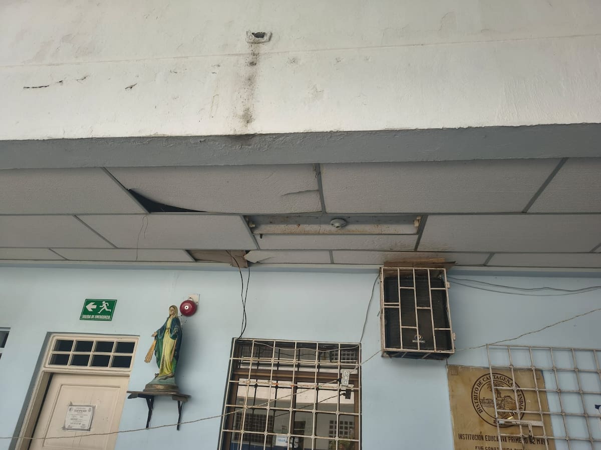 Colegio República del Líbano pide solución tras casi un mes sin energía. // cortesía: comunidad estudiantil de República del Líbano