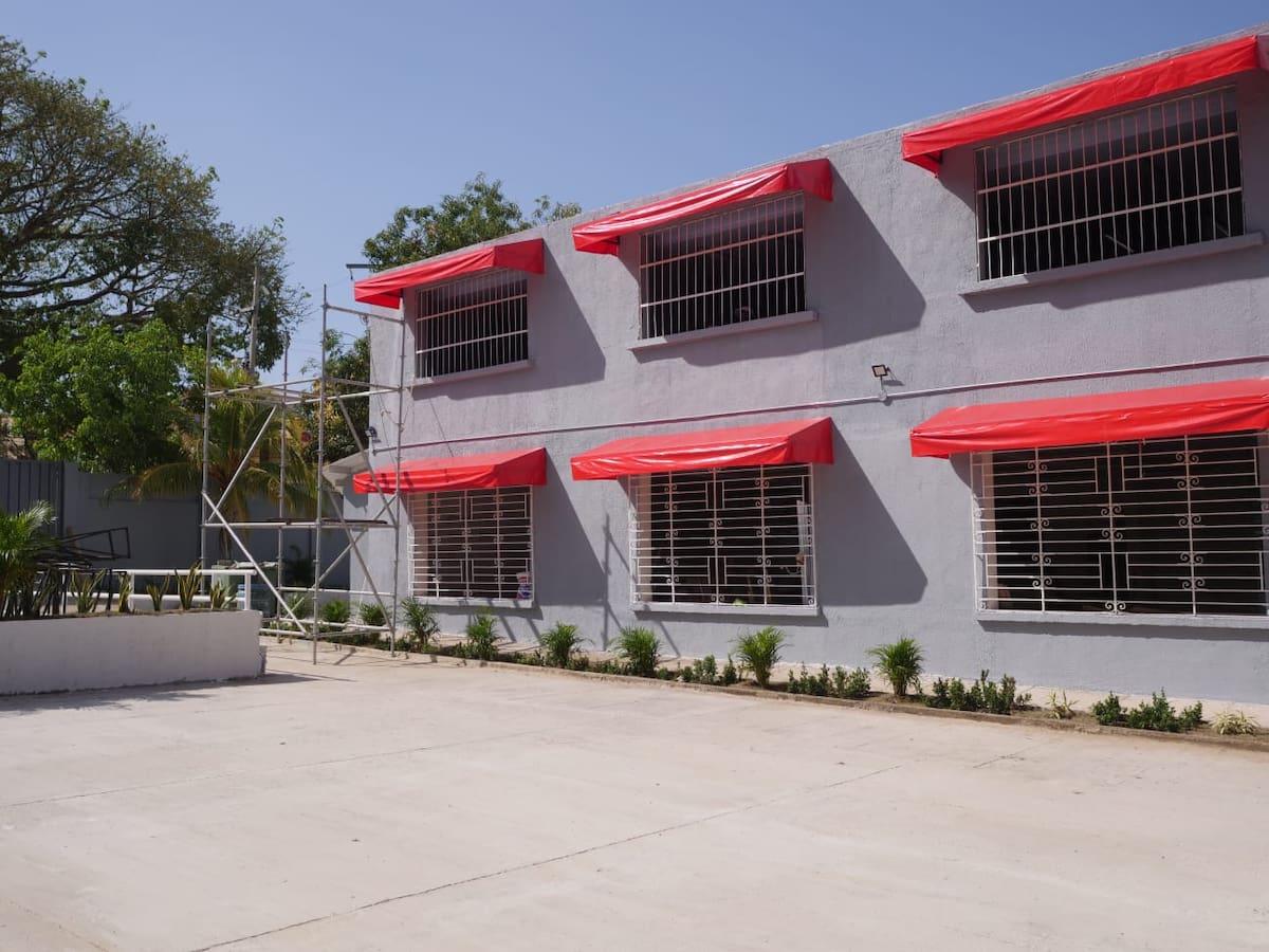 La rehabilitación de la Institución Educativa Santa María representó una inversión aproximada de 3.500 millones de pesos. // Foto: Cortesía - Alcaldía de Cartagena.