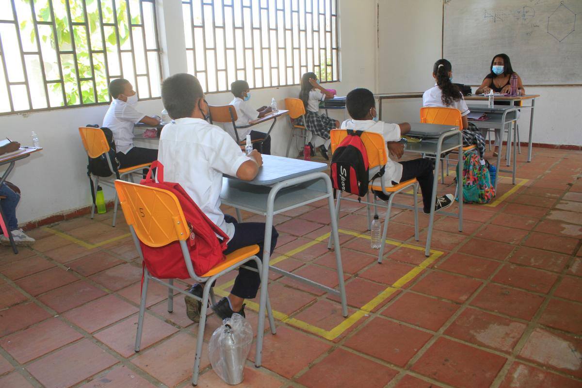 Inversión millonaria para infraestructura educativa en Bolívar