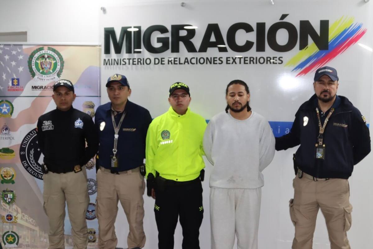 Colombia recibe a presunto integrante del Clan del Golfo deportado desde Estados Unidos