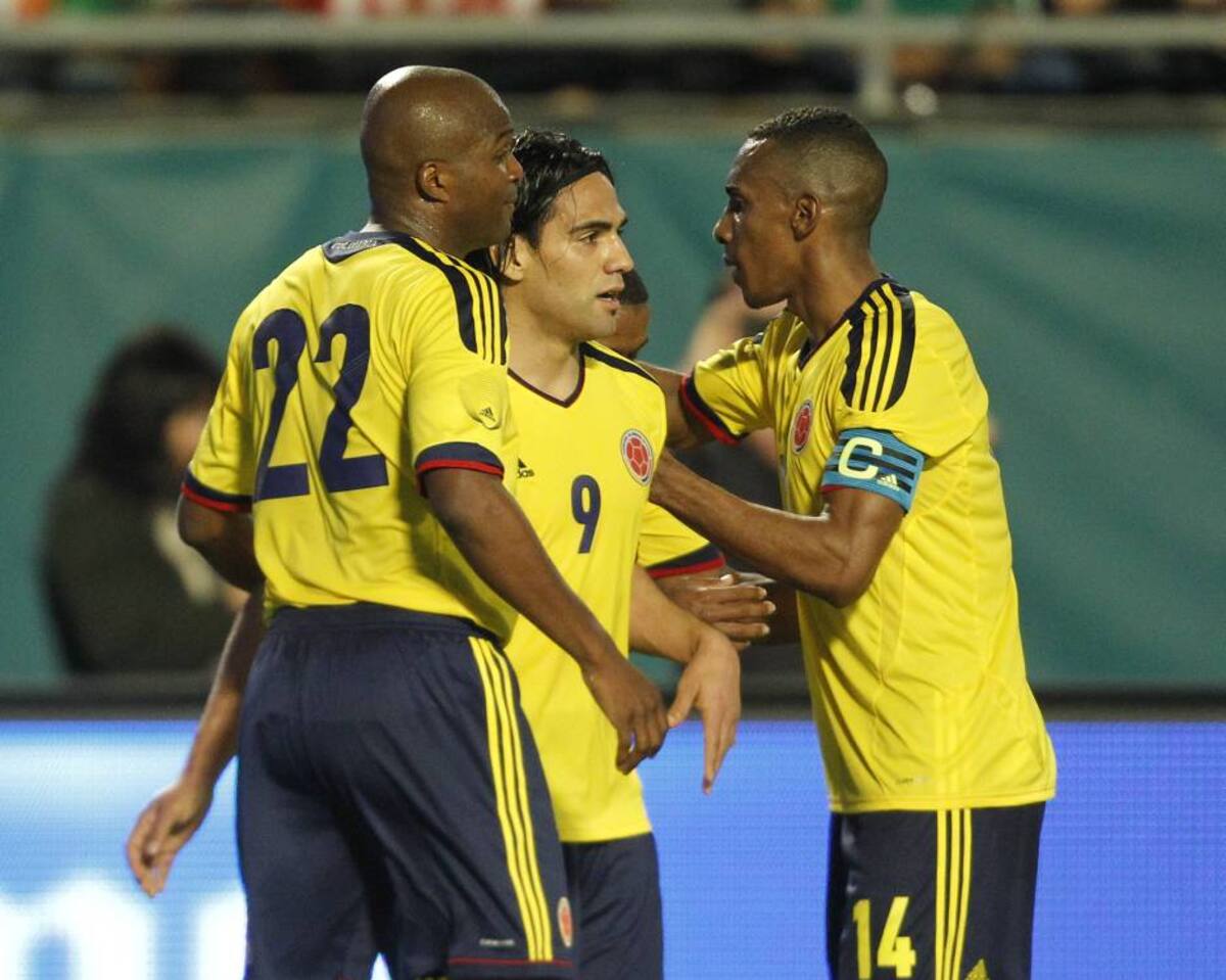 Aquivaldo Mosquera, Radamel Falcao García y Luis Amaranto Perea, figuras de Colombia. COLPRENSA