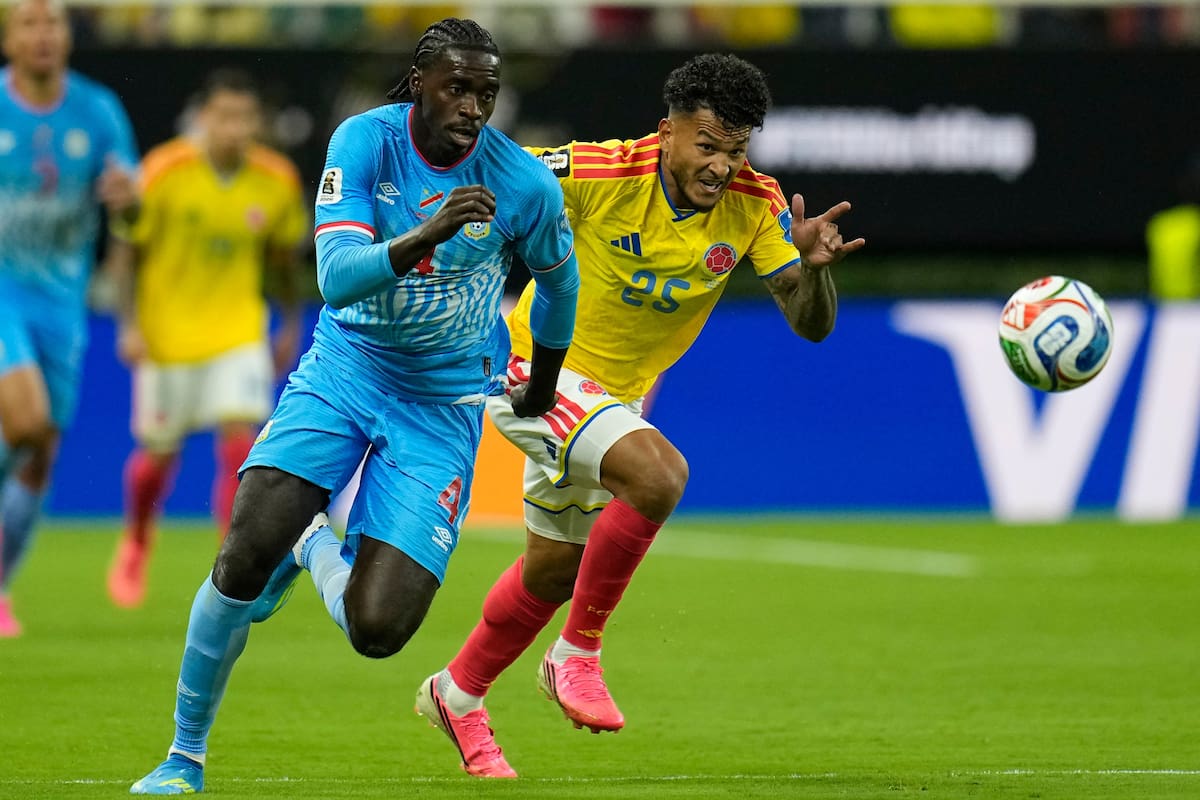 Colombia maneja el control del partido, pero RD Congo ha sabido aguantar el duelo. //Foto, AP: Ricardo Mazalan