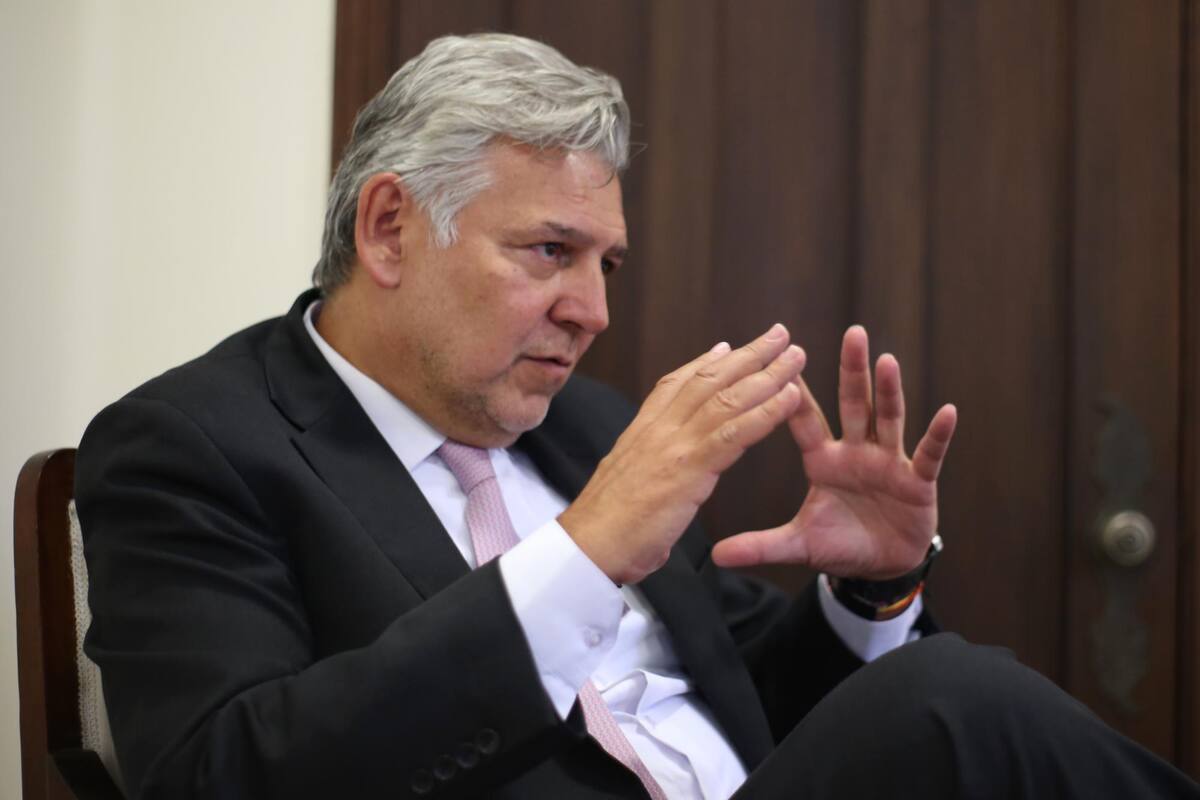 Polémica por medicamentos: Fenalco culpa al Gobierno de la crisis en el sector
