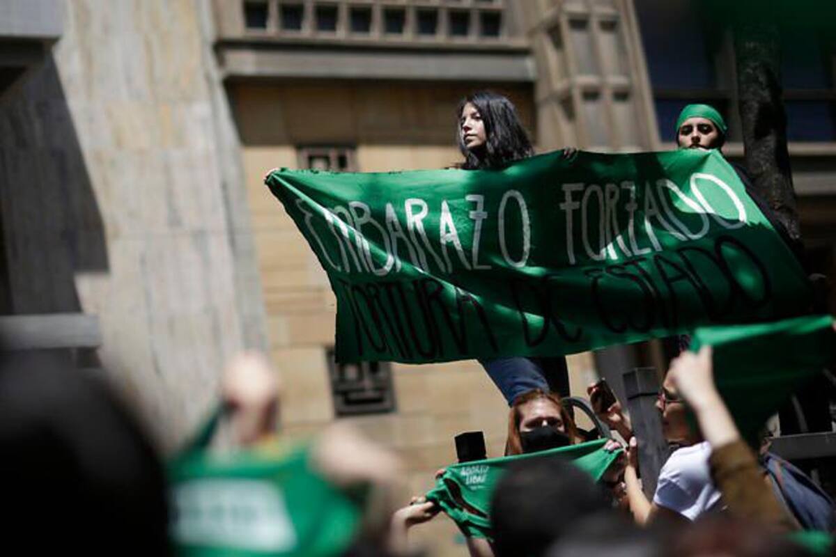 Consentimiento del padre para abortar: un proyecto que causa polémica