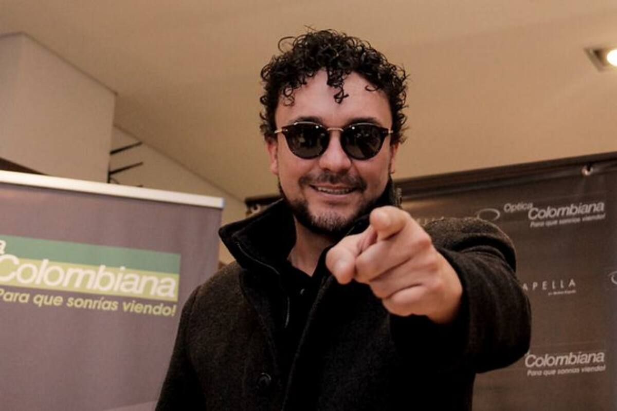 El cantautor bogotano Andrés Cepeda lanzó su linea de gafas llamada Acapella. Colprensa
