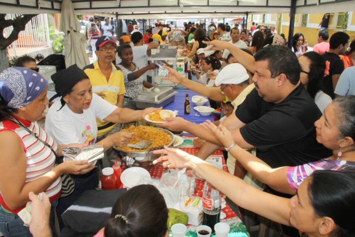 Hubo comida para todos los gustos y paladares. RAFAEL POLO