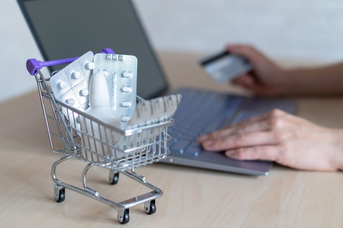 Así puede saber si un medicamento vendido en internet es legal en Colombia