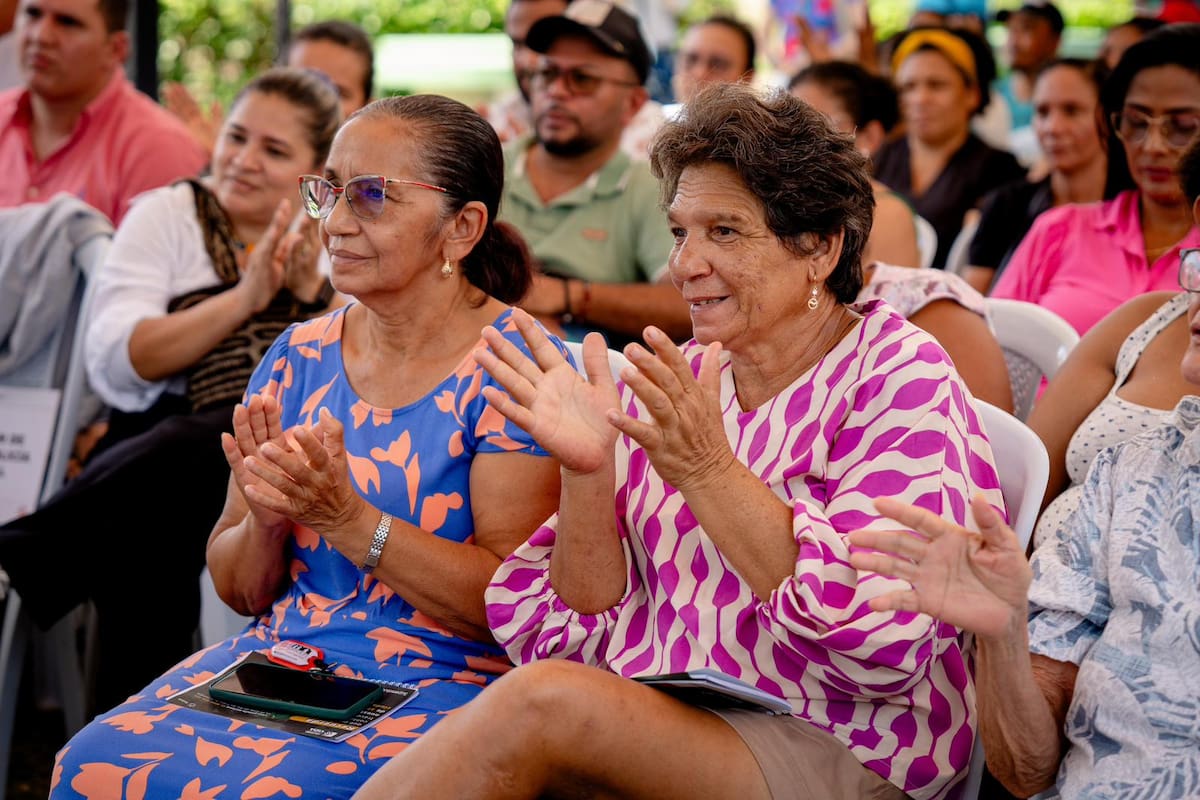 Avanzan compromisos para mejorar salud y seguridad en El Salado