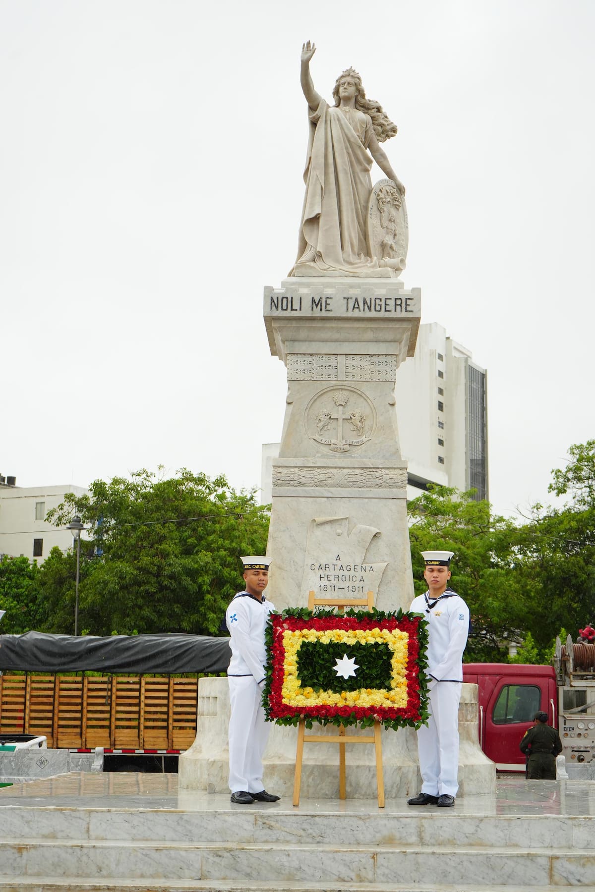 Con ofrenda floral Cartagena se conmemoró este lunes, 11 de noviembre, el 213º aniversario del grito de Independencia.// Foto: cortesía.