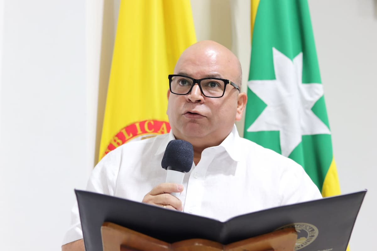 El presidente del Concejo Distrital, Hernando Piña Elles (Partido Liberal), destacó el trabajo desarrollado durante el segundo periodo de sesiones ordinarias. // Foto: Cortesía - Concejo de Cartagena.
