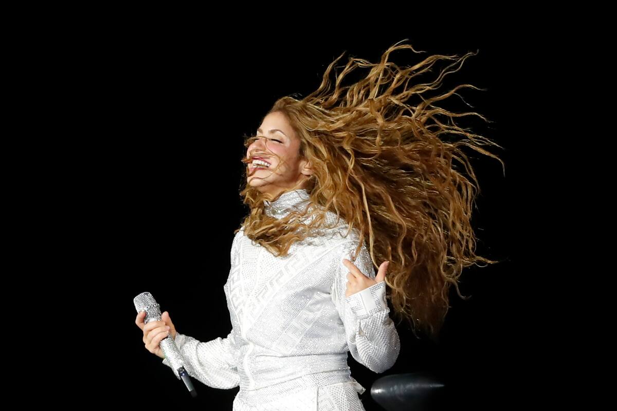 Shakira rompe récord en Zócalo, México con más de 400 mil personas reunidas