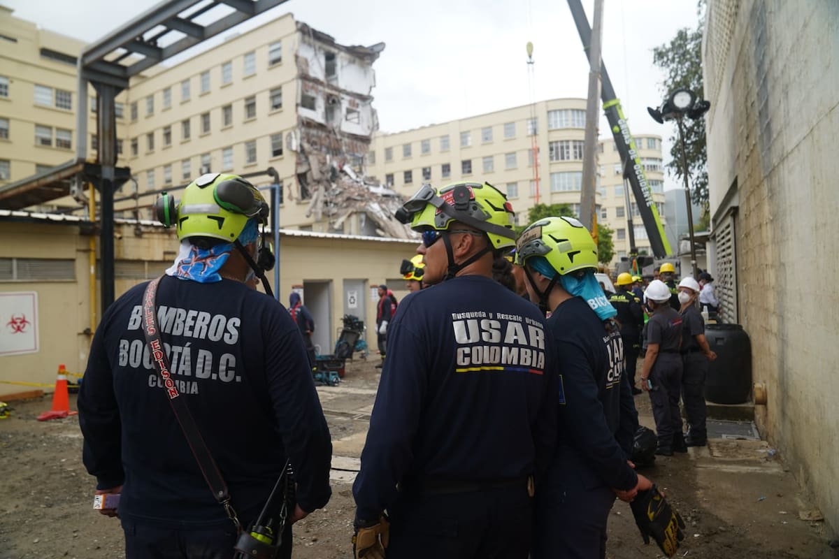 Concluye rescate de últimas víctimas tras derrumbe de parte del Hospital Universitario del Valle (HUV). // Fotografías cortesía Alcaldía de Cali.
