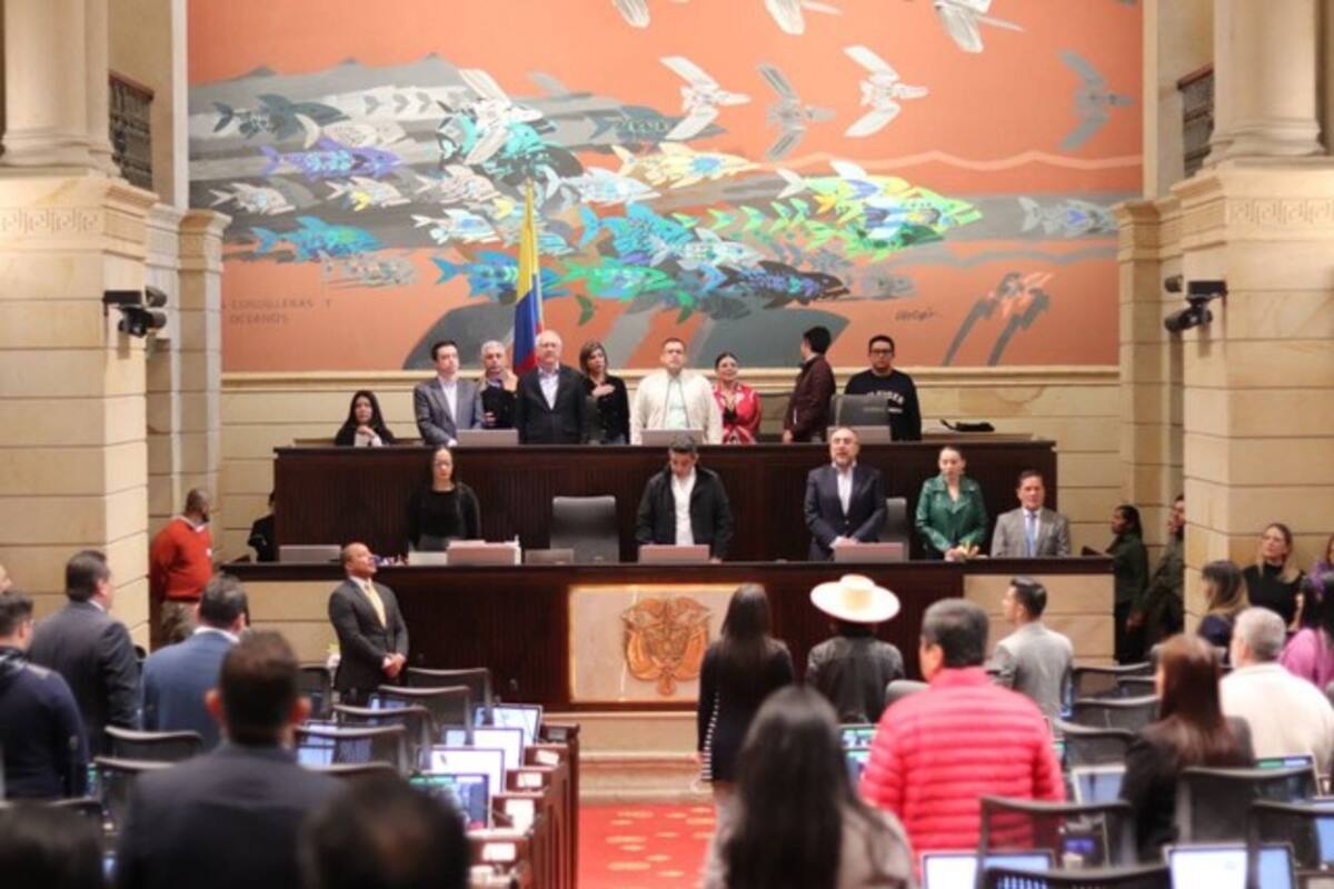 Polémica por propuesta de cerrar el Congreso de la República