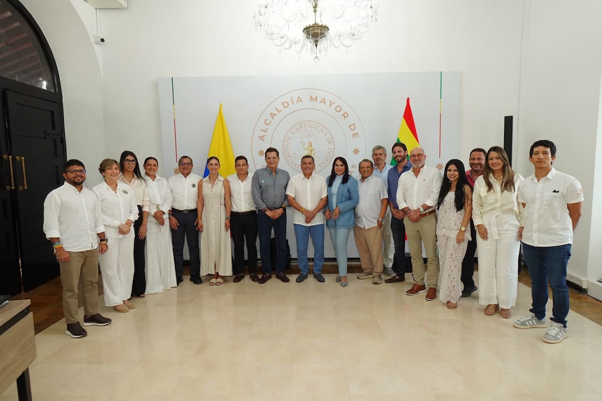 El alcalde Dumek Turbay se reunió con directivos de Camacol para avanzar en la organización del principal encuentro. // Foto: cortesía - Alcaldía de Cartagena