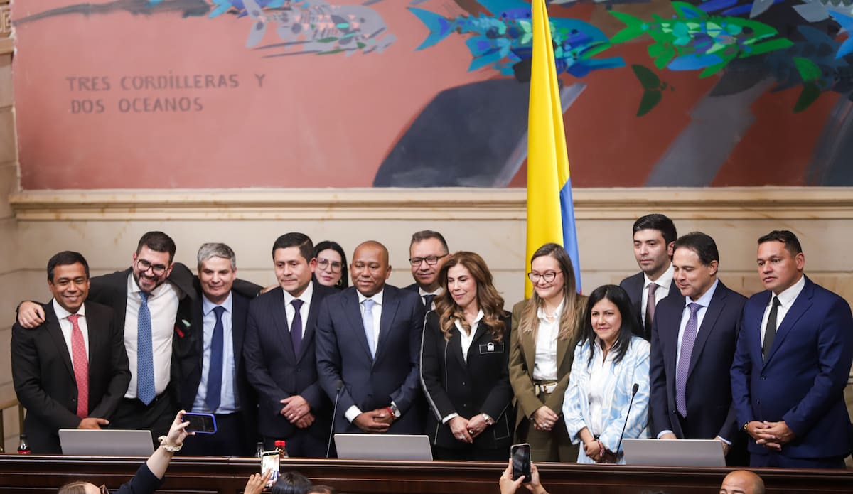Nuevos magistrados del Consejo Nacional Electoral (CNE) para el periodo 2026-2030. // Foto: Colprensa – Catalina Olaya.