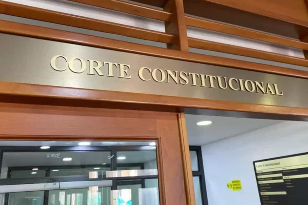 Corte ordena a EPS garantizar transporte, cuidador y hospedaje a pacientes