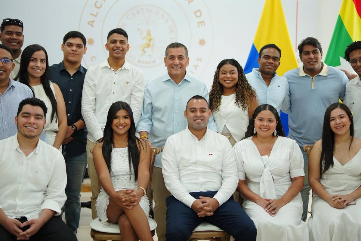 Posesión de Consejos de Juventud. // Foto: cortesía - Alcaldía de Cartagena.