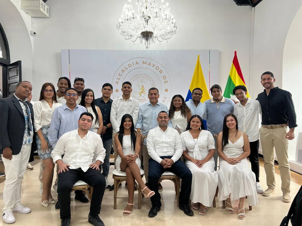 Posesión de Consejos de Juventud. // Foto: cortesía - Alcaldía de Cartagena.