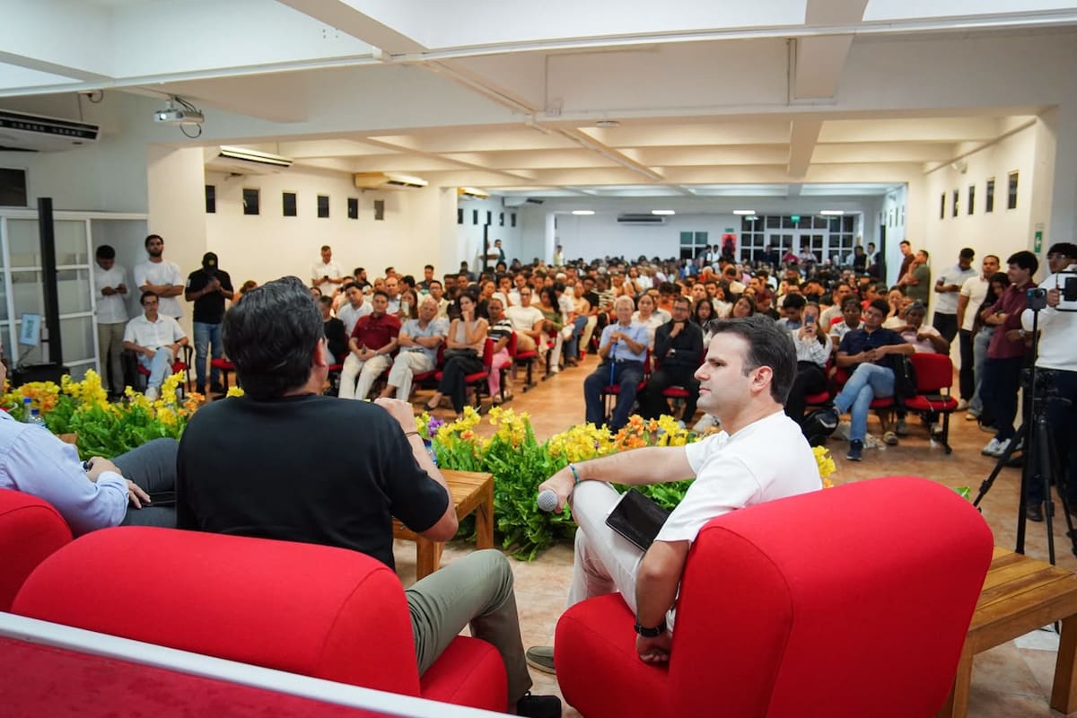 Cartagena tuvo un conversatorio sobre inteligencia artificial, innovación y futuro