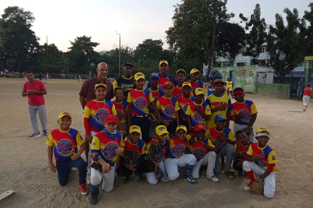 Copa La Candelaria de Béisbol: los niños mostraron devoción por la pelota