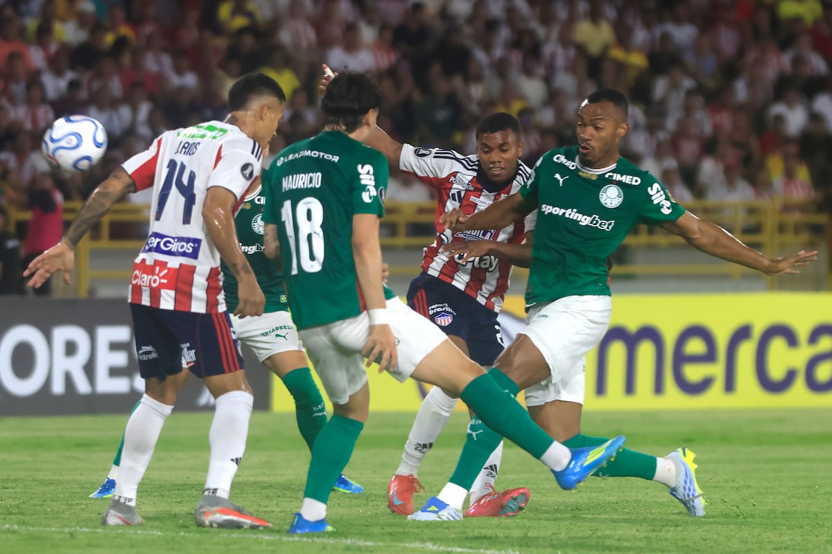 Junior está obligado a ganar en la Copa Libertadores. //Foto, EFE: Ricardo Maldonado