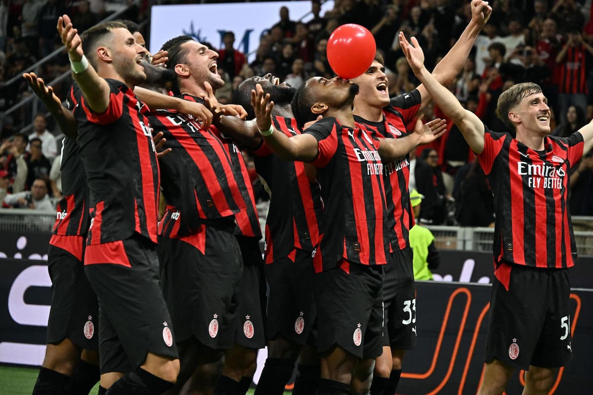 El Milan buscaría renovar su delantera con el polaco. //Foto, EFE: MATTEO BAZZI