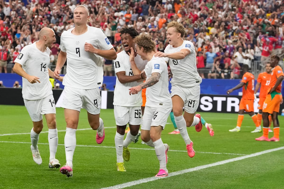 Erling Haaland apareció a tiempo para clasificar a Noruega a los octavos del Mundial