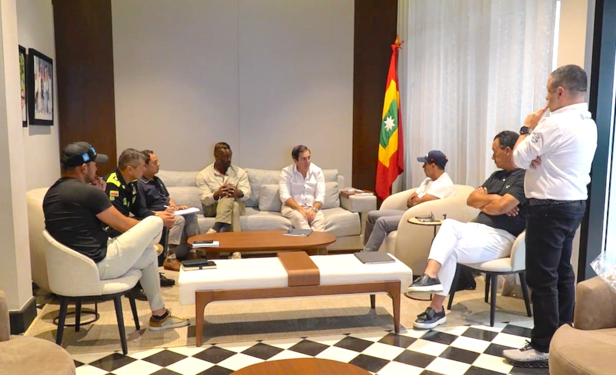 Aspecto de la reunión donde estuvieron presentes Kevin Murakami, director de State INL de la US Embassy Bogotá, y el alcalde de Barranquilla Alejandro Char.//Cortesía.