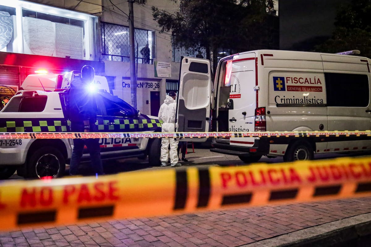 Dos fallecidos tras riña entre hinchas de Junior y Nacional en Bogotá