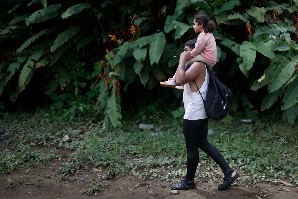 Flujo de migrantes que entran a Panamá por la selva del Darién cae un 96%
