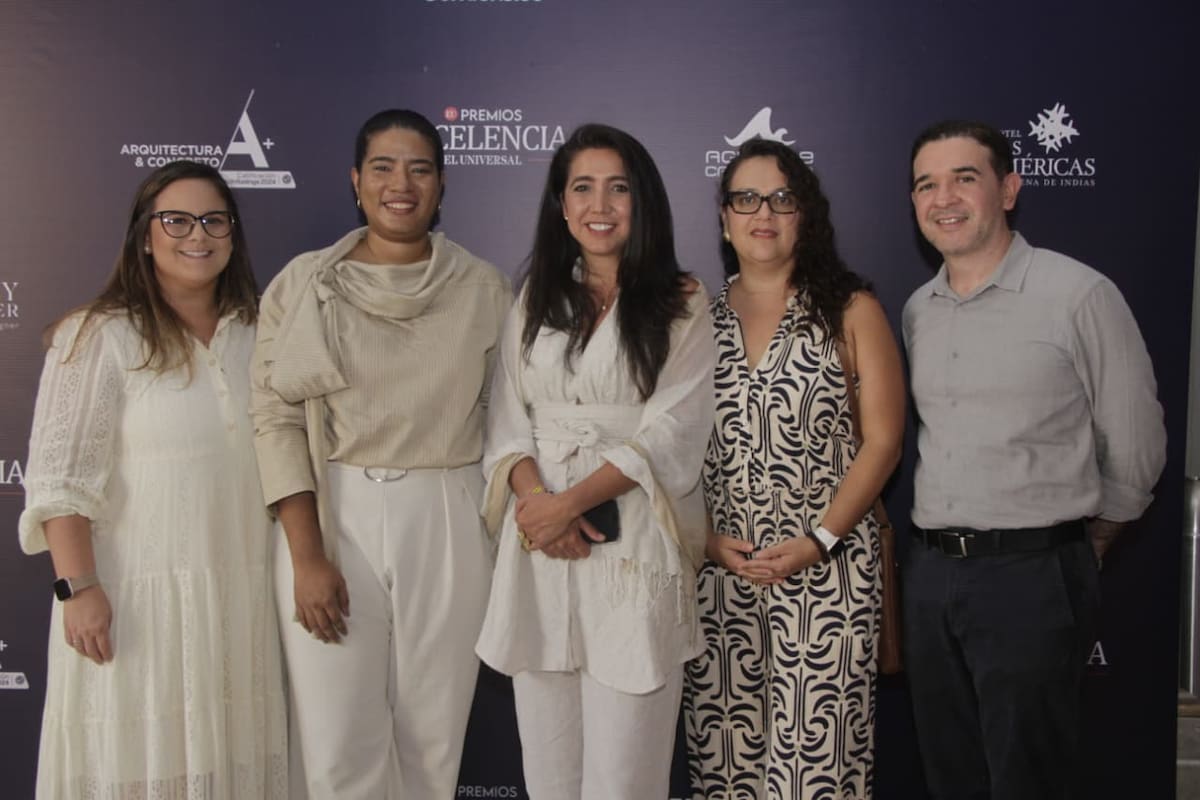 Cristina Bustillo, Eliana Salas, Carolina Gómez, Lenny Romero y Andrés Marrugo.