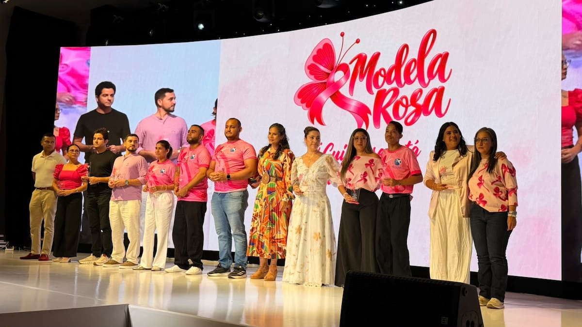 CROC promueve Modela Rosa, una pasarela en la que mujeres que están en tratamiento o que han vivido un diagnóstico de cáncer de mama comparten escenario, historias y esperanza // CROC