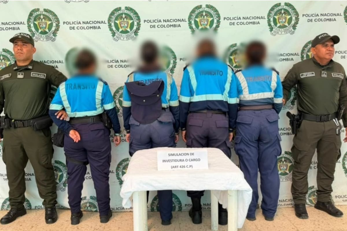 Se hicieron pasar por agentes de tránsito y montaron retenes: 4 capturados