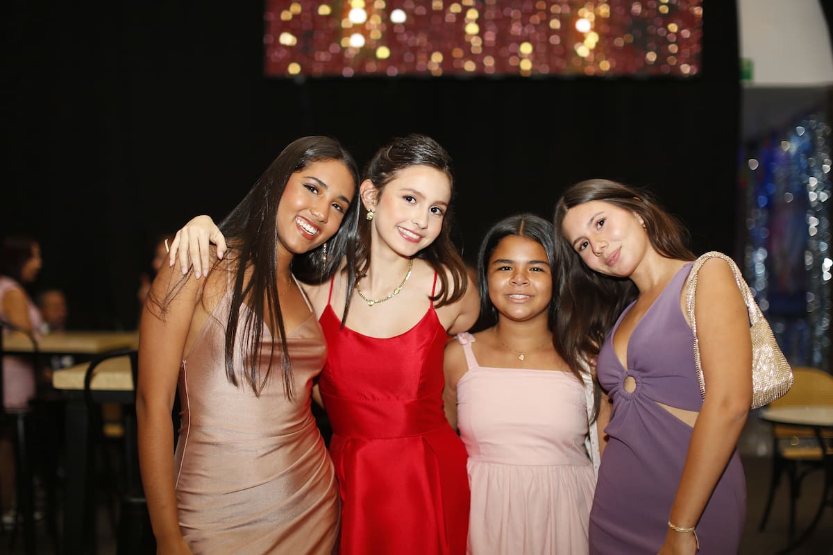 Gabriela Olmos, Valeria Araújo, Amelia Sierra y Matilde Amador.