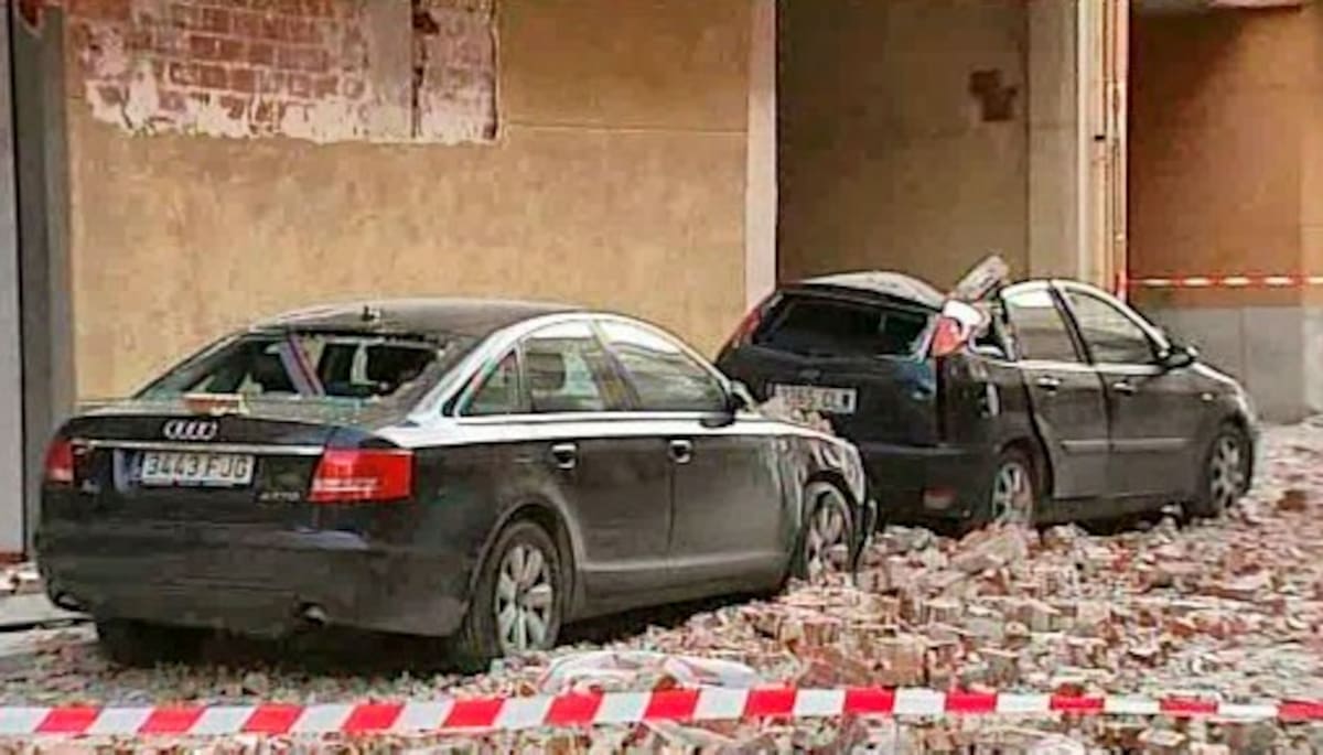 Imagenes del sismo de 5,1 grados en Lorca, España AFP PEDRO ARMESTRE