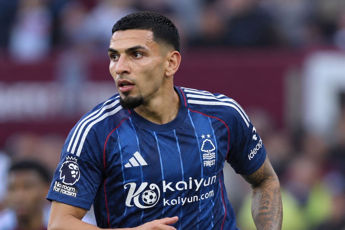 Daniel Muñoz debuta como titular y Nottingham Forest derrota al Aston Villa