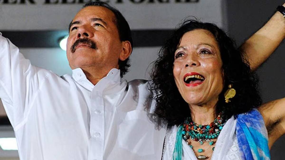 Daniel Ortega y a su esposa Rosario Murillo. // Foto: tomada de internet